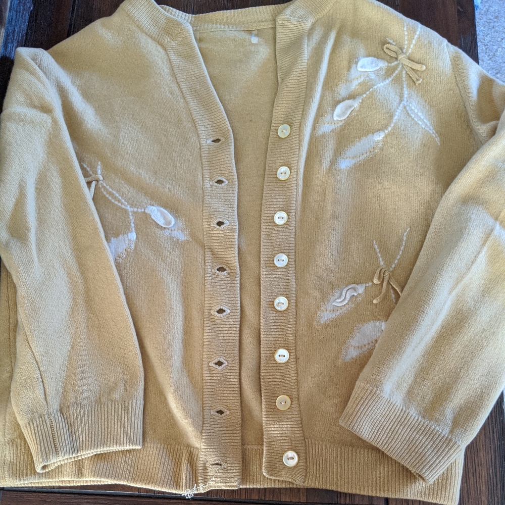 Vintage Beautiful Sweater